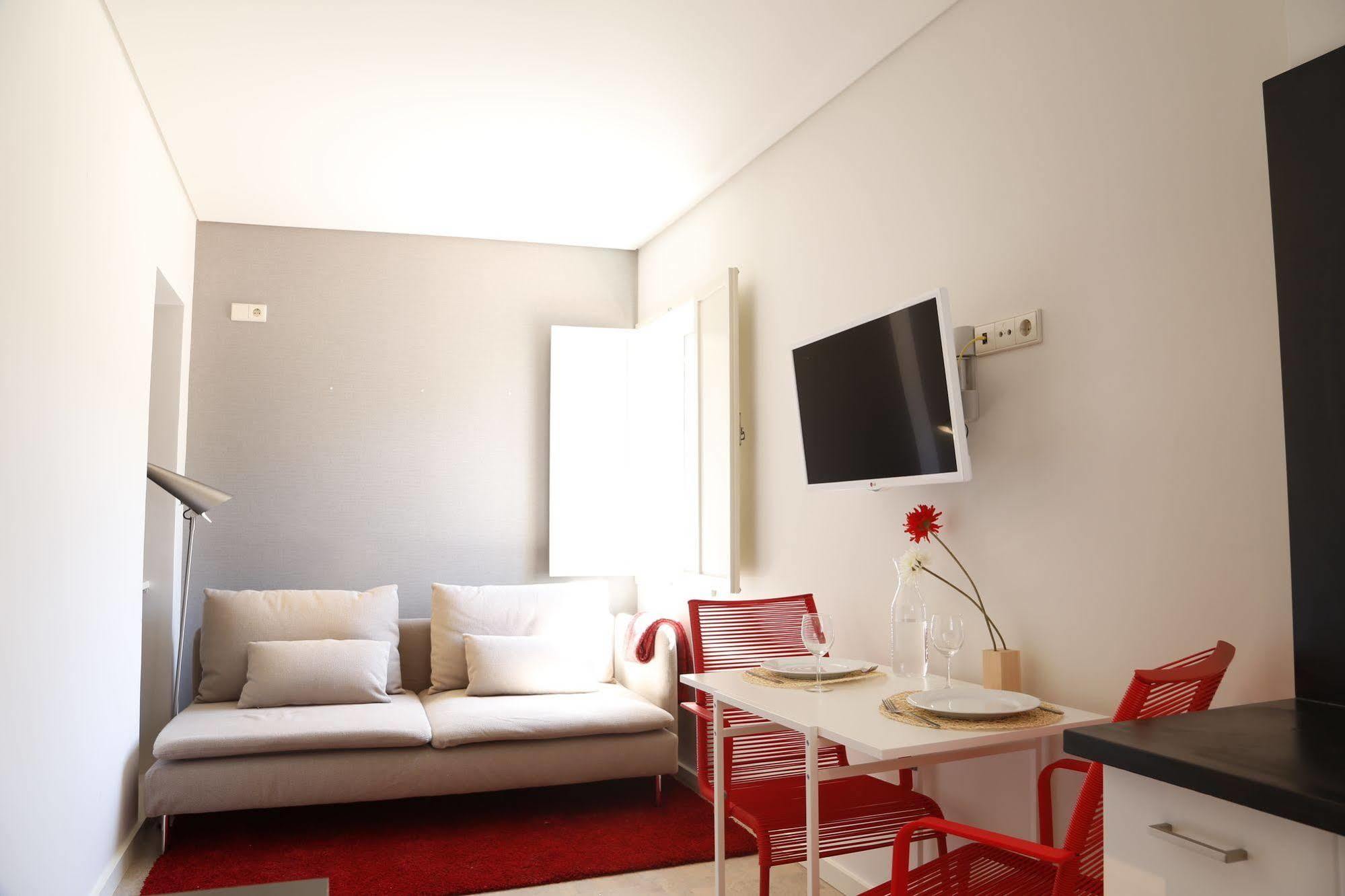 Ribeira Cinema Apartments Porto Exterior photo