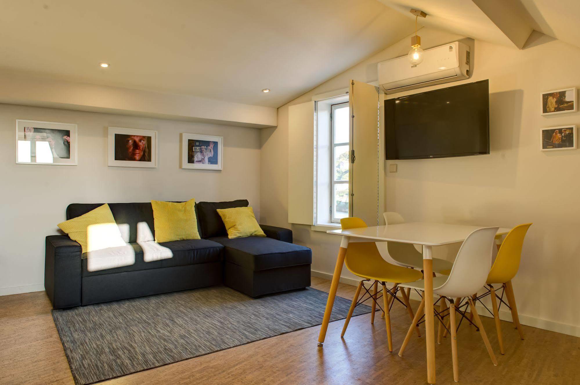 Ribeira Cinema Apartments Porto Exterior photo